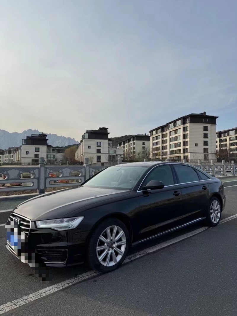青岛17年奥迪A6L3