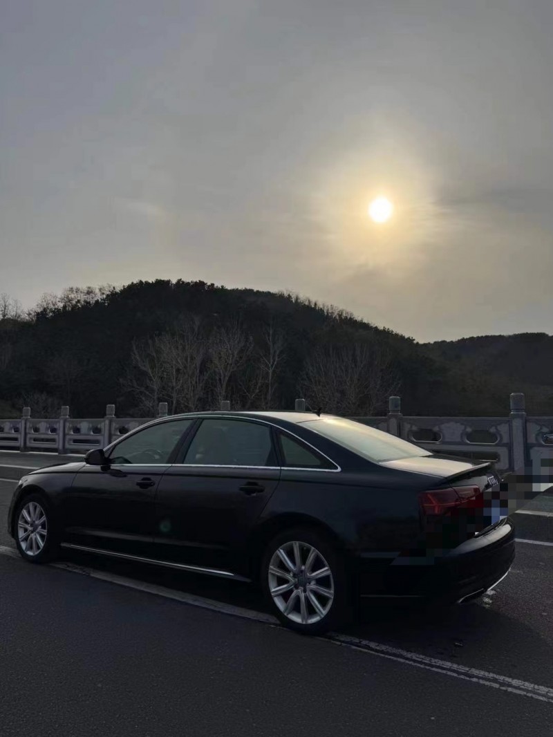 青岛17年奥迪A6L8