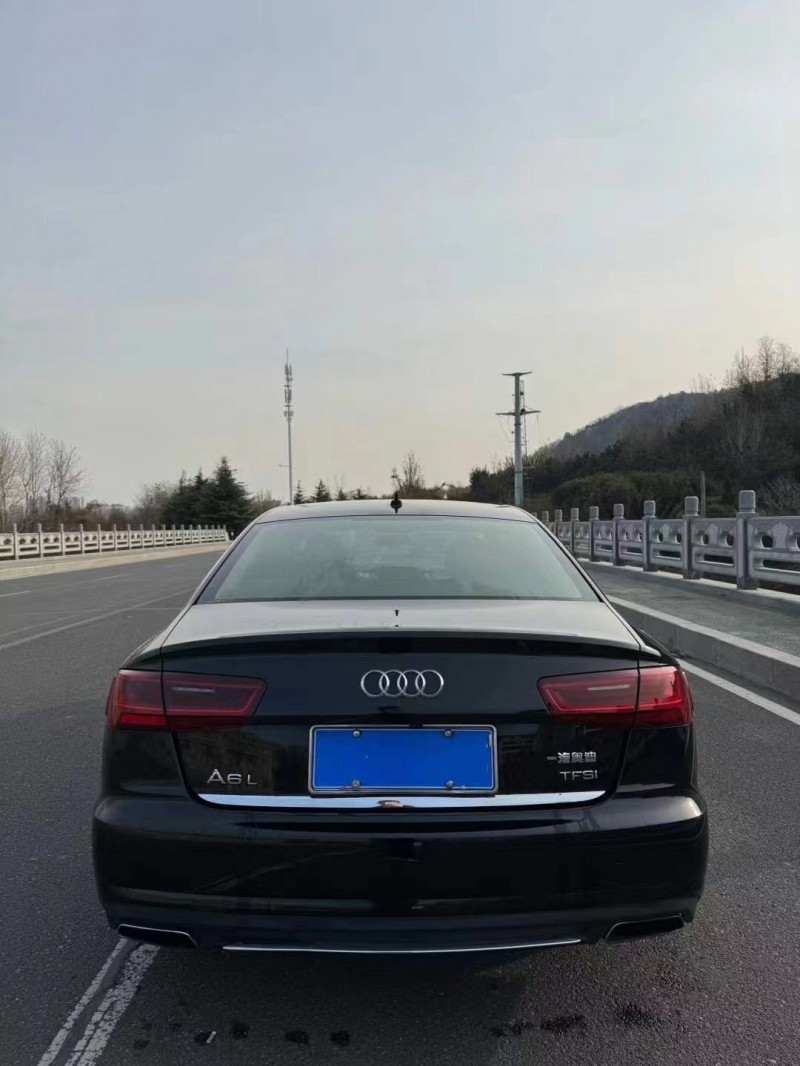 青岛17年奥迪A6L9
