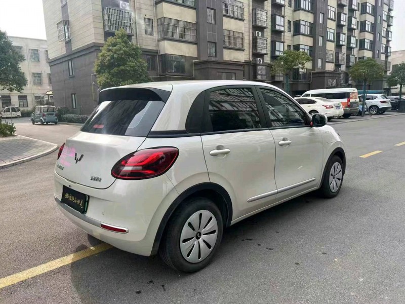 徐州24年五菱汽車繽果8
