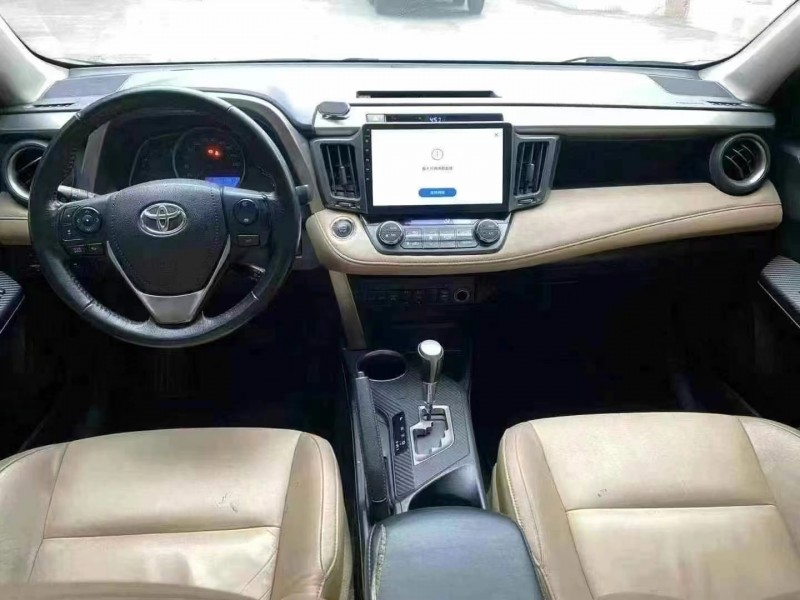 广州15年丰田RAV4荣放5