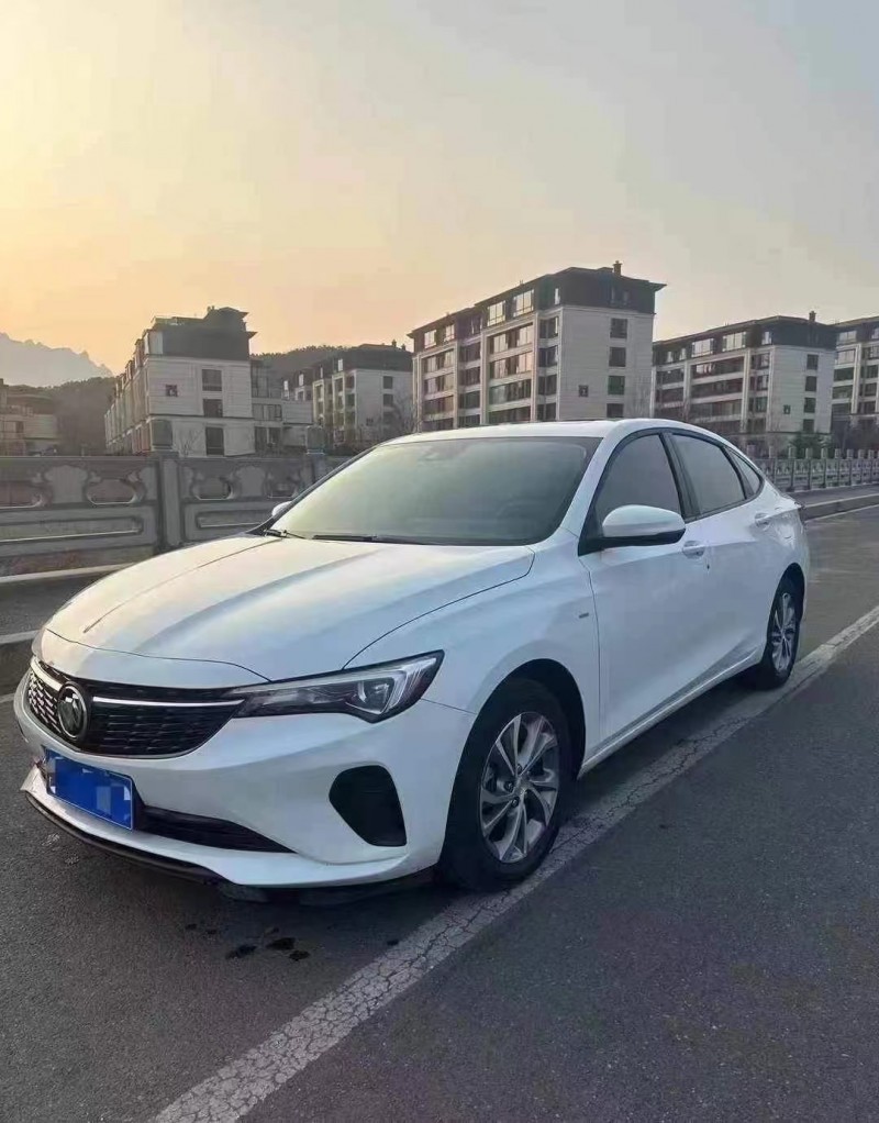 青岛23年别克威朗3