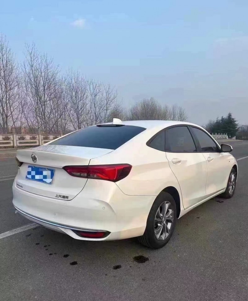 青岛23年别克威朗6