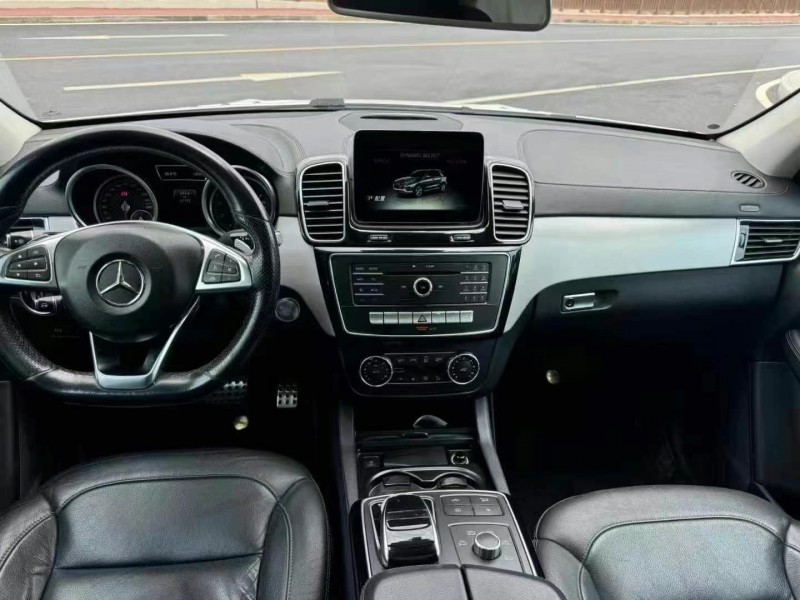 广州17年奔驰GLE4