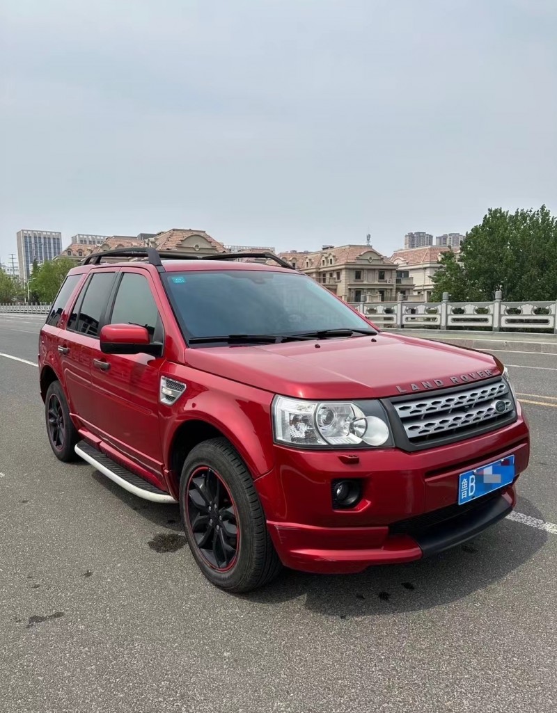 青岛12年路虎神行者2