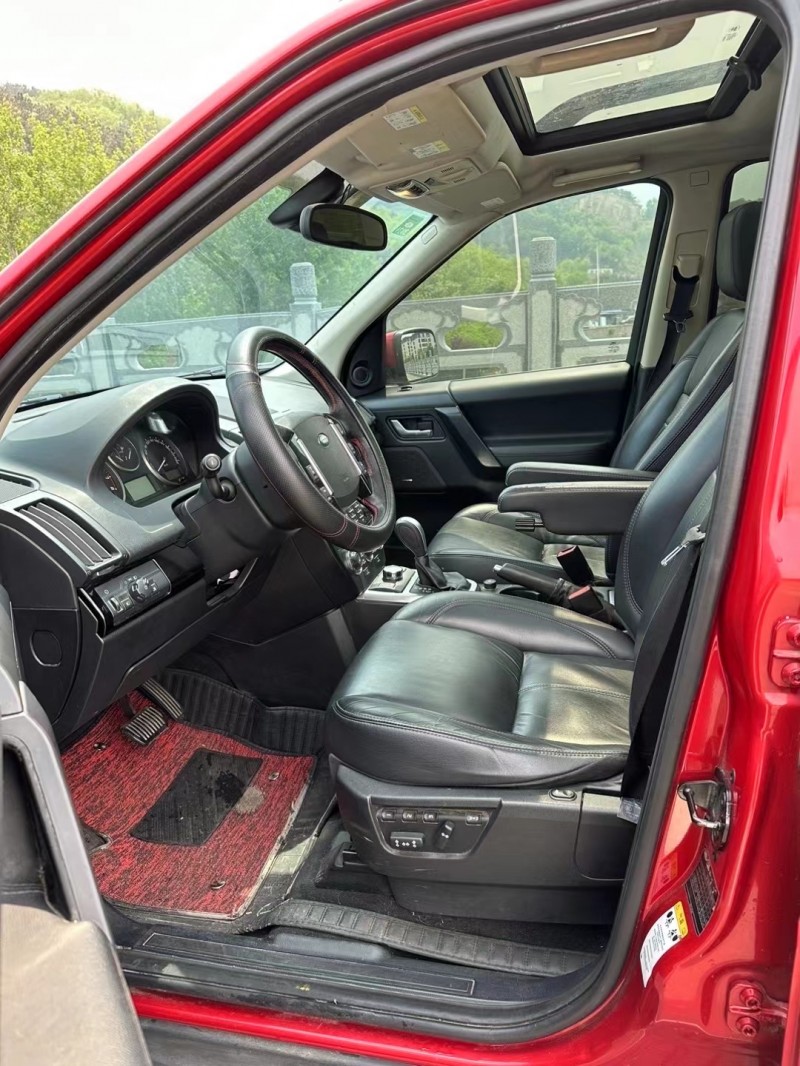 青岛12年路虎神行者4