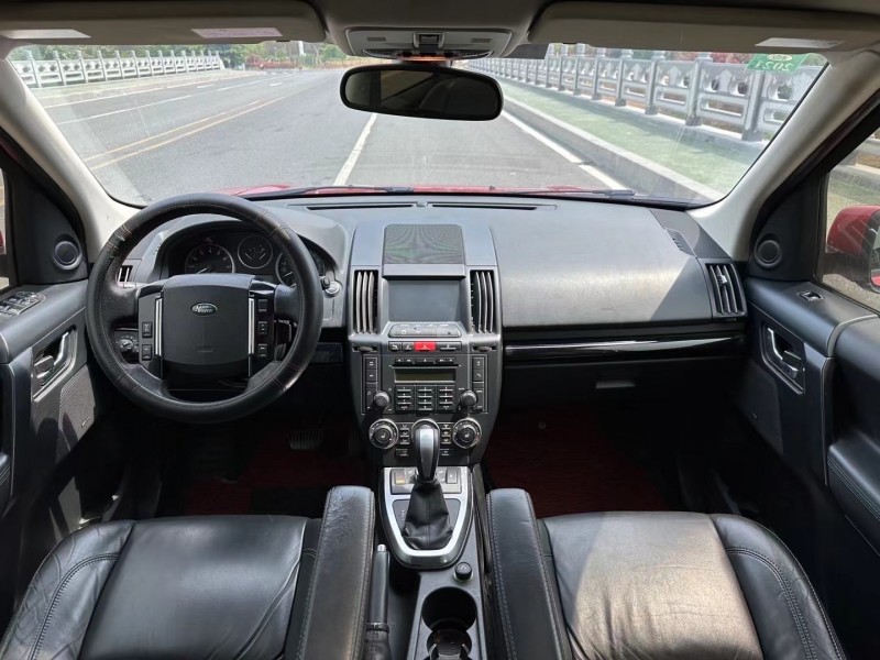 青岛12年路虎神行者6