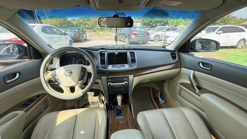 韶關13年日產天籟4