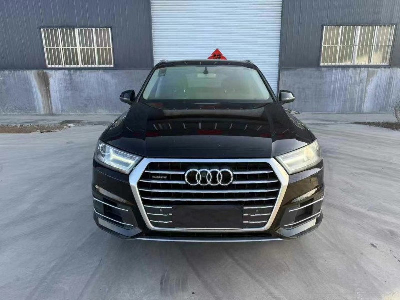 青岛16年奥迪Q71