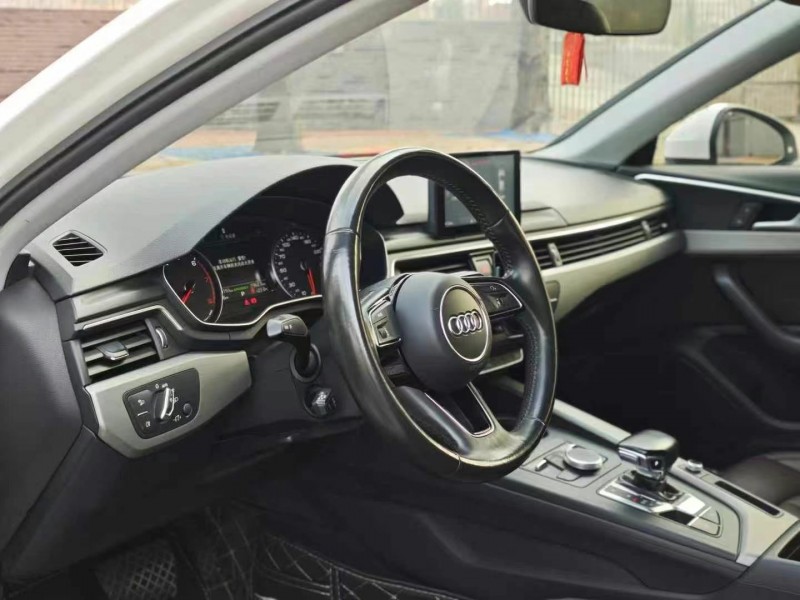 深圳18年奥迪A4L5