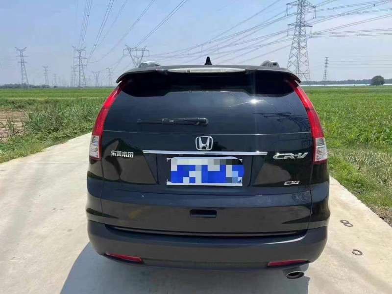 青岛13年本田CRV9