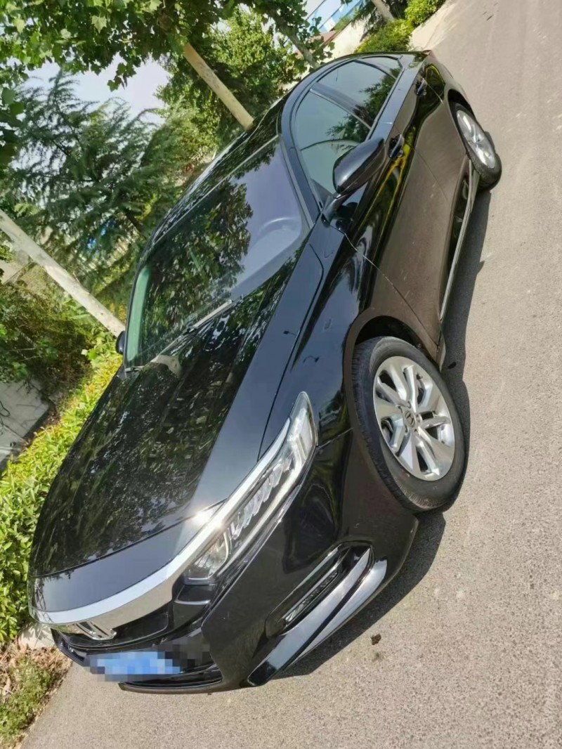 徐州21年本田雅阁3