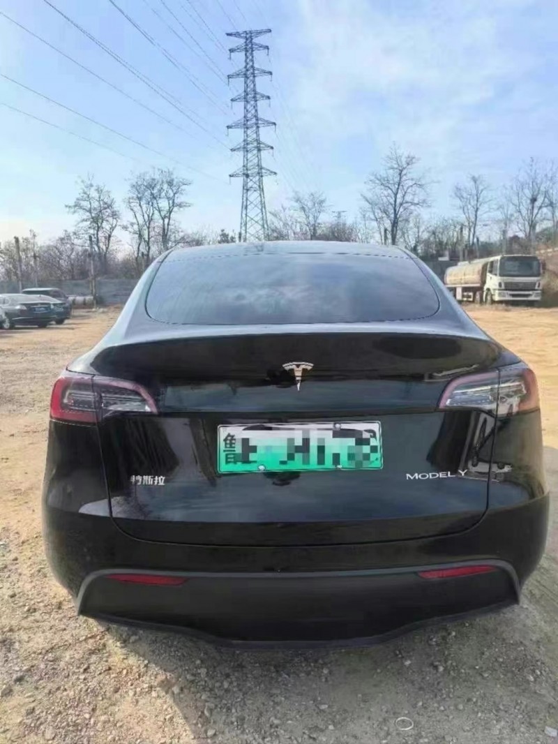 青島22年特斯拉MODEL Y5