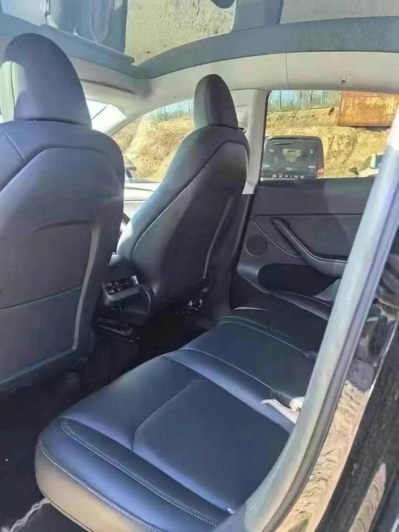 青島22年特斯拉MODEL Y8