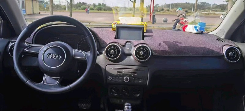 广州15年奥迪A15