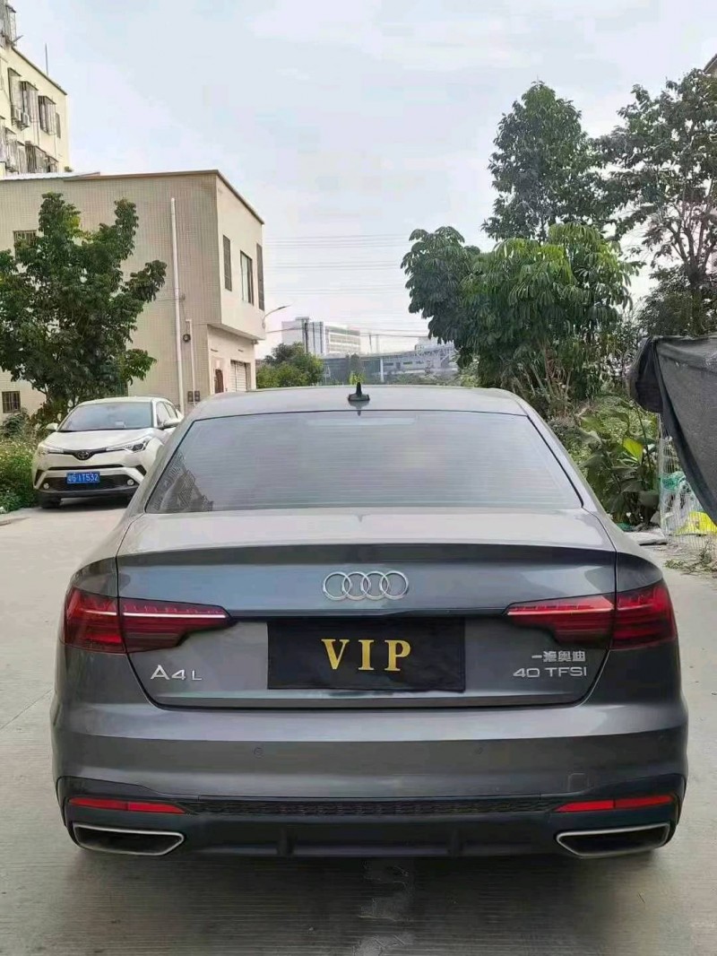 中山22年奧迪A4L3