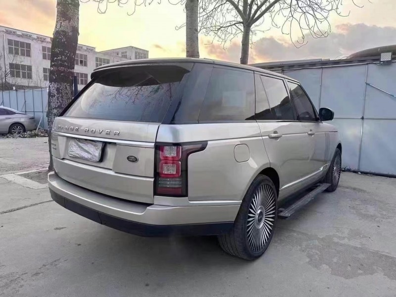 青岛15年路虎揽胜行政7