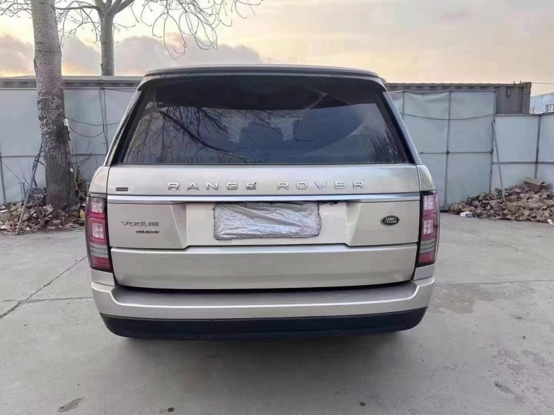 青岛15年路虎揽胜行政9