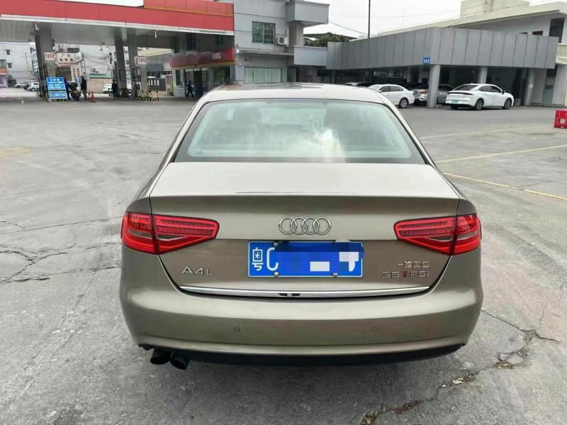 广州12年奥迪A4L3