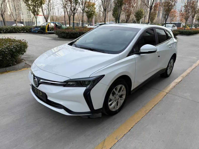 济宁24年别克微蓝2