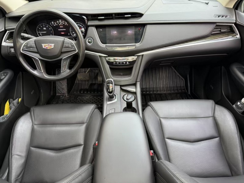 济宁18年凯迪拉克XT55