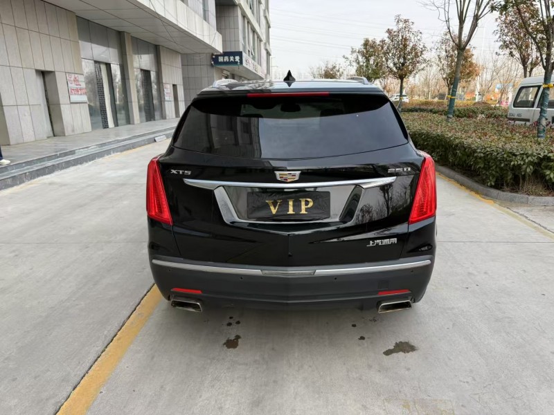 济宁18年凯迪拉克XT59
