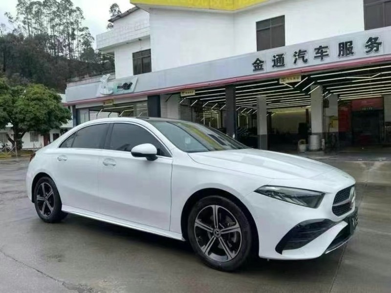 东莞23年奔驰A2