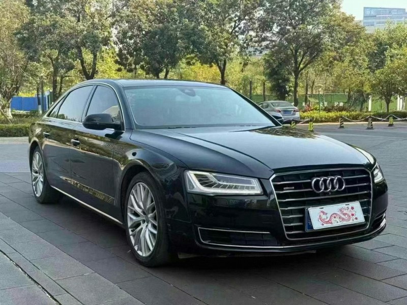 佛山18年奧迪A8L3