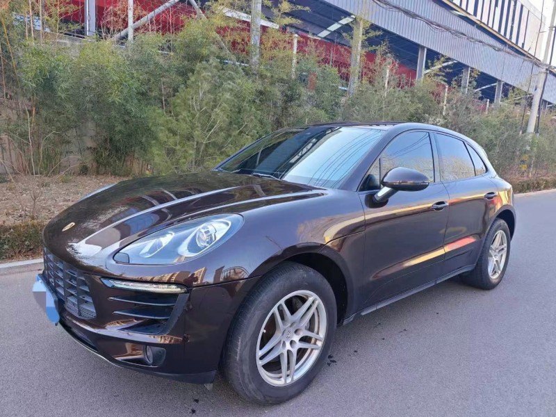 济宁17年保时捷Macan2