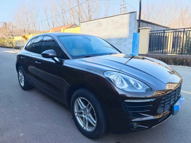 济宁17年保时捷Macan3