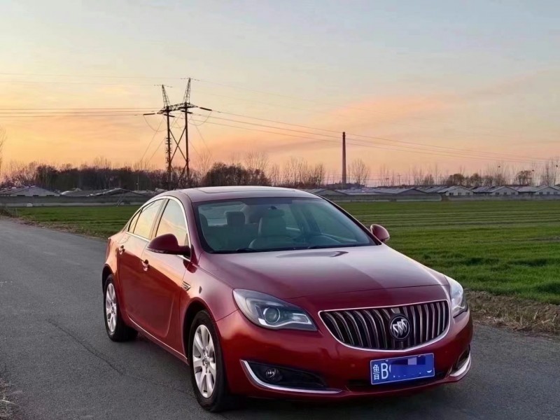 济宁16年别克君威3