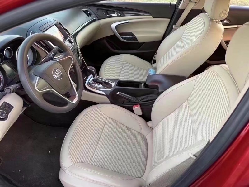 济宁16年别克君威6