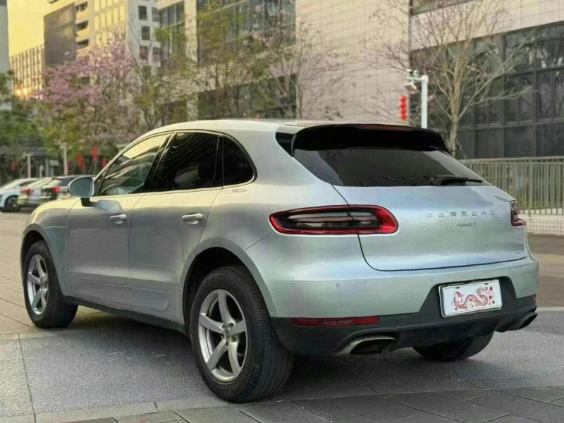 佛山15年保時捷Macan4