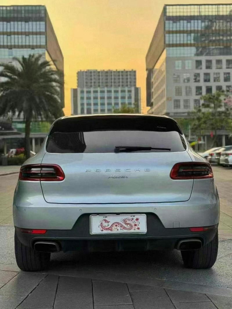 佛山15年保時捷Macan9