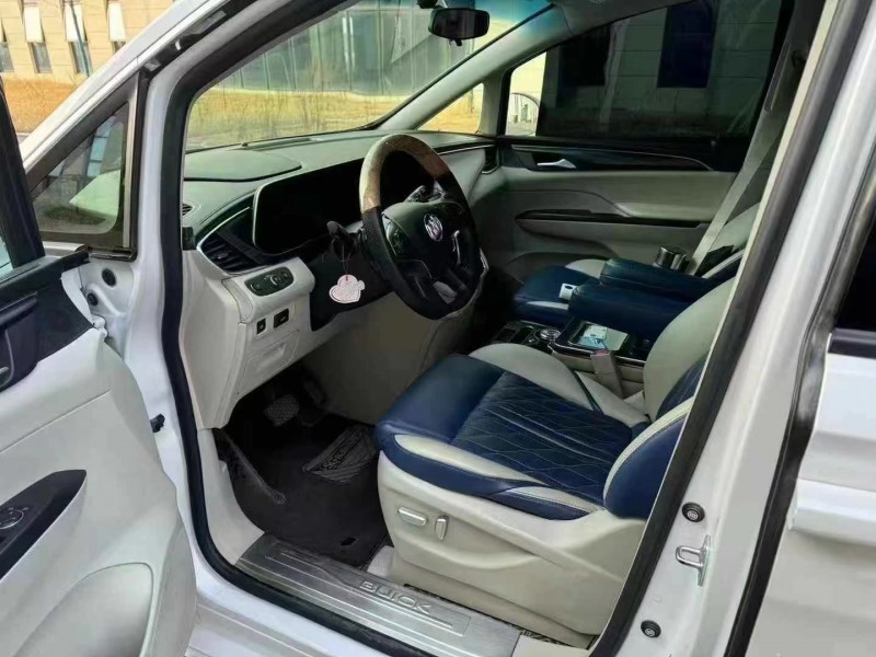 青岛20年别克GL88