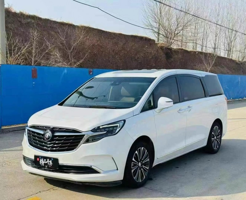 青岛20年别克GL82