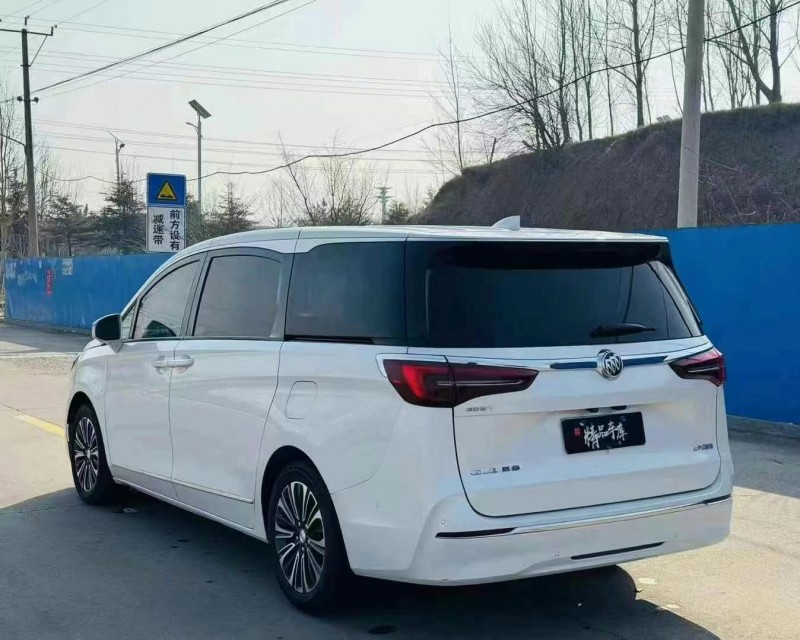 青岛20年别克GL85