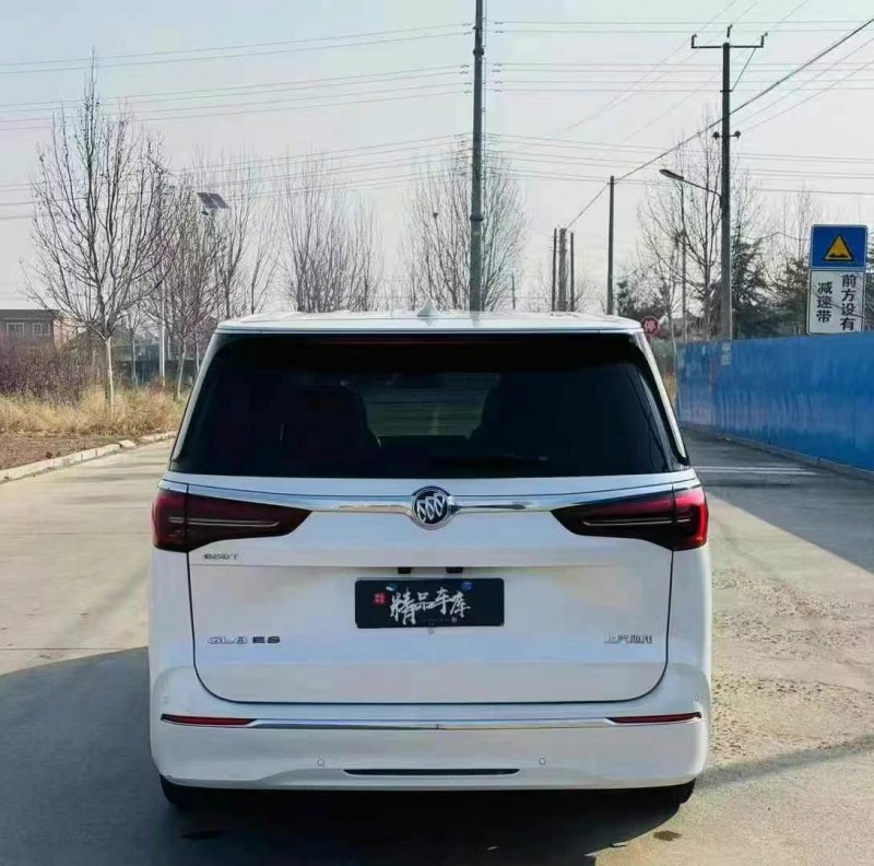 青岛20年别克GL89