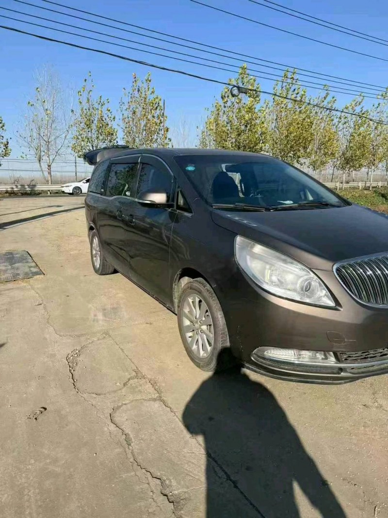 徐州15年别克GL83