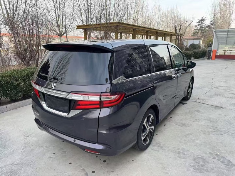 济宁15年本田奥德赛8