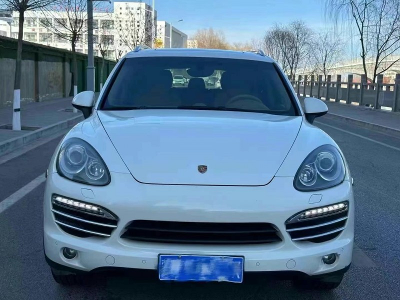 西安12年保時捷卡宴1