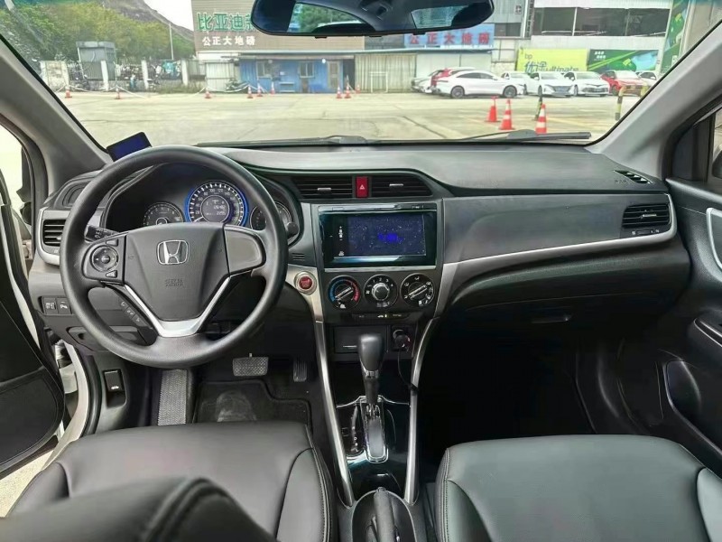广州17年本田凌派4
