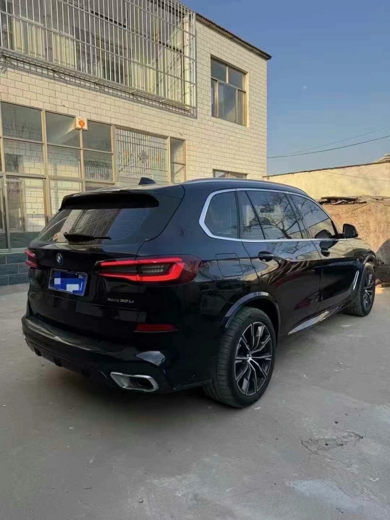 济宁23年宝马X55