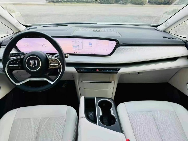 青岛24年别克GL84