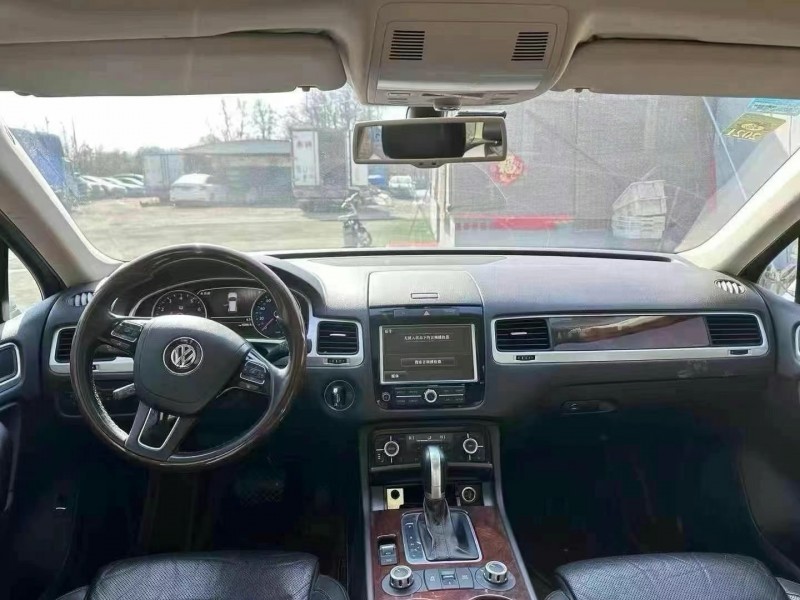 青岛15年大众途锐6