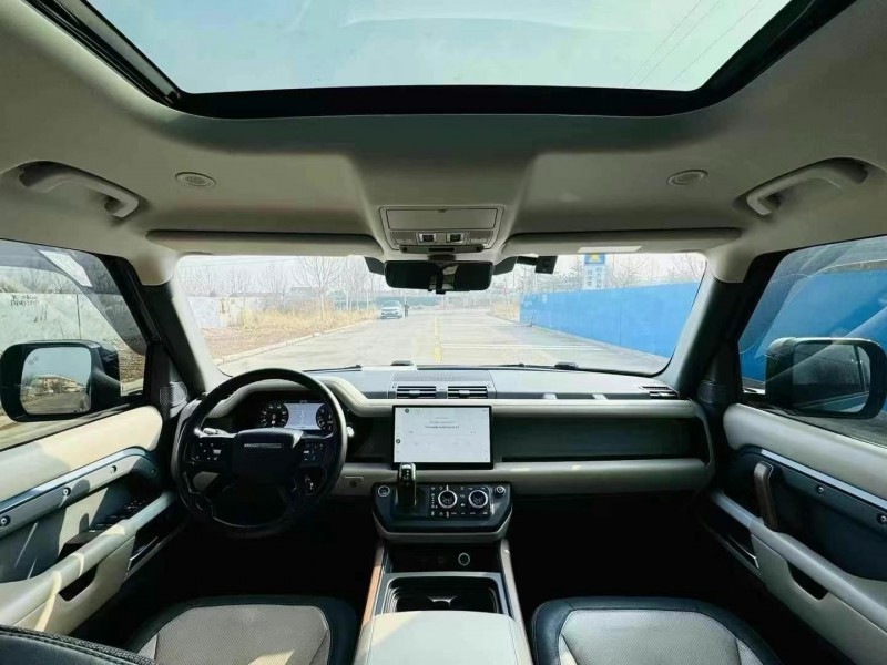 枣庄21年路虎卫士4