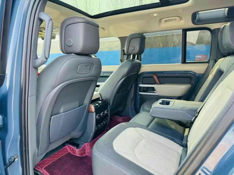 枣庄21年路虎卫士6