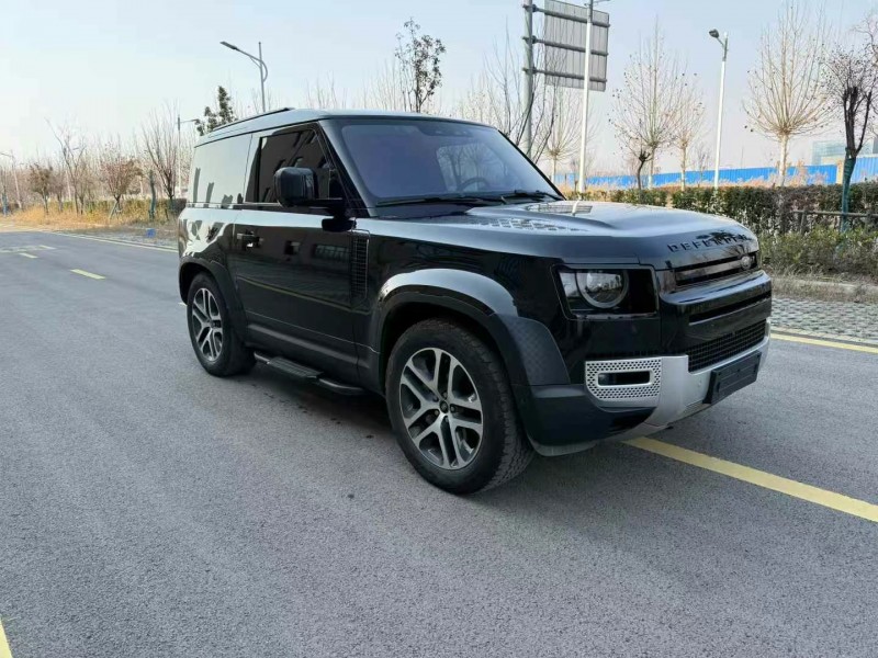 徐州23年路虎卫士2