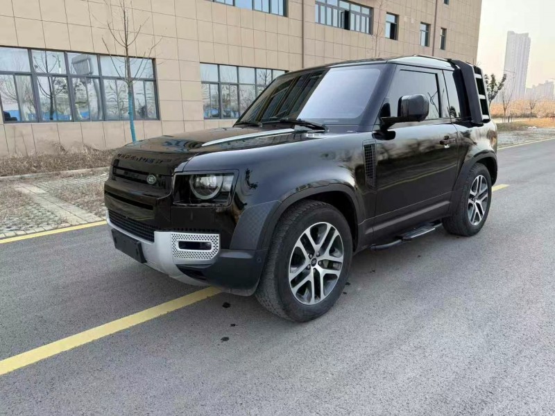 徐州23年路虎卫士3