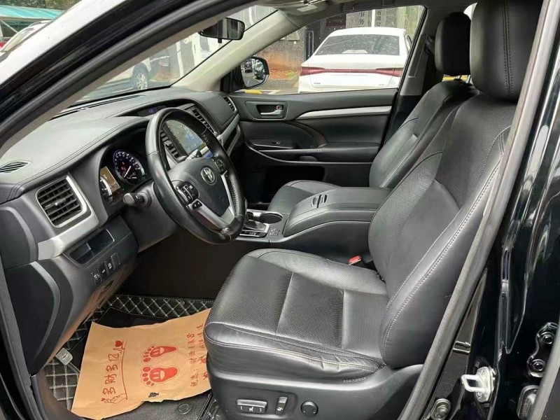 邵阳17年丰田汉兰达5